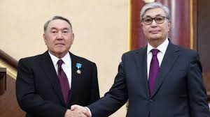 Касым-Жомарт Токаев поздравил Нурсултана Назарбаева с 85-летием