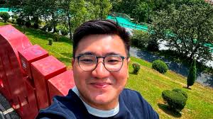 Почему казахстанца вызвали в налоговую за мобильный перевод матери: разъяснения юриста